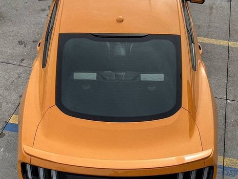 Used 2019 Ford Mustang GT Premium image 12