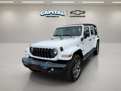 Used 2024 Jeep Wrangler Unlimited w/ Convenience Group