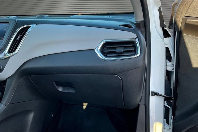Used 2024 Chevrolet Equinox LS w/ LS Convenience Package FWD image 25