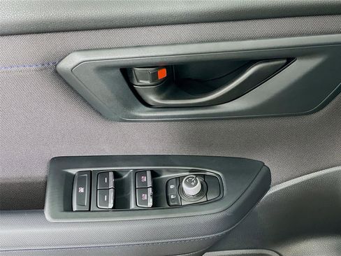 Certified 2025 Subaru Forester Premium image 21