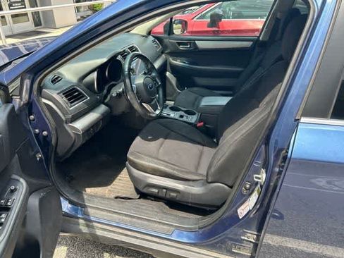 Used 2019 Subaru Outback 2.5i Premium AWD/4WD image 28