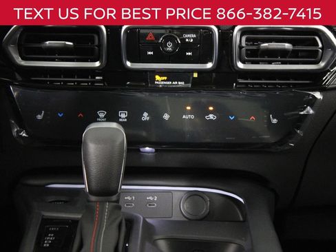 New 2026 Nissan Sentra SR w/ SR Premium Package FWD image 22