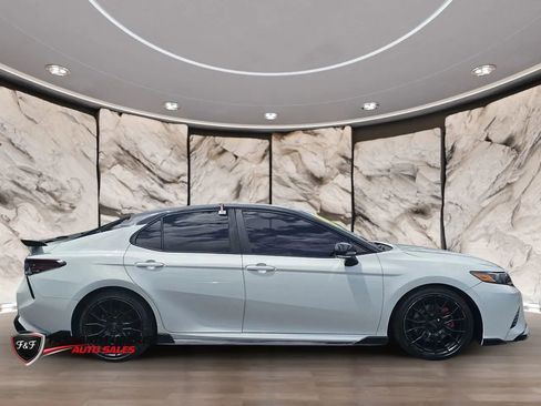 Used 2021 Toyota Camry TRD FWD image 5