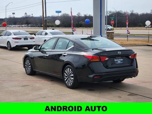 Used 2024 Nissan Altima 2.5 SV image 4