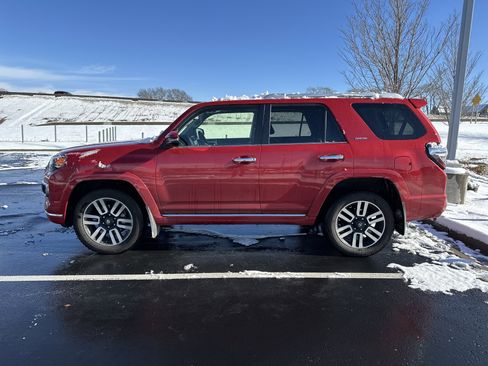 Certified 2022 Toyota 4Runner Limited image 7