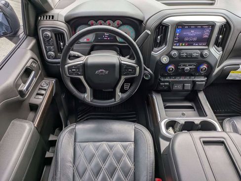 Used 2020 Chevrolet Silverado 1500 RST w/ All-Star Edition AWD/4WD image 16