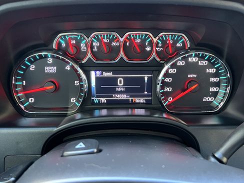 Used 2018 GMC Sierra 1500 SLE w/ Elevation Edition AWD/4WD image 26