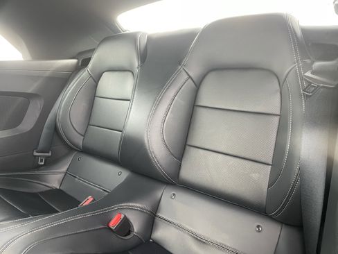 Used 2025 Ford Mustang Premium image 13