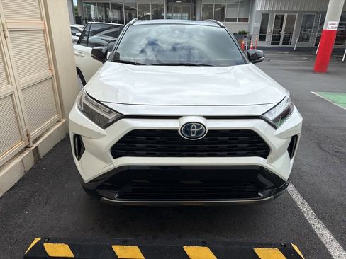 Used 2022 Toyota RAV4 XSE image 2