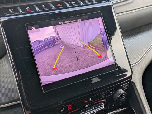 Used 2023 Jeep Grand Cherokee L Laredo image 23