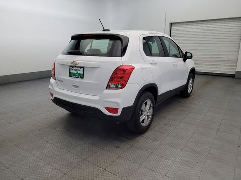 Used 2019 Chevrolet Trax LS image 9