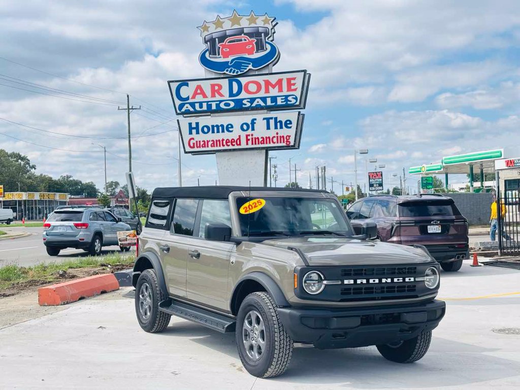 Used 2025 Ford Bronco Big Bend AWD/4WD image 1