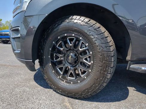 Used 2022 Ford Expedition Max Limited RWD image 39
