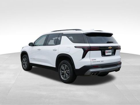Used 2024 Chevrolet Traverse LT AWD/4WD image 8