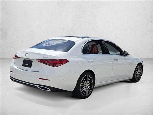 Used 2023 Mercedes-Benz C 300 4MATIC Sedan image 3