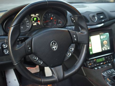Used 2018 Maserati GranTurismo Sport image 30
