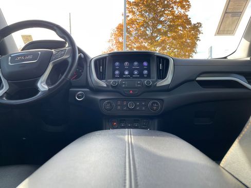 Used 2019 GMC Terrain SLT w/ Preferred Package image 16