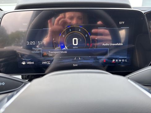 New 2026 Chevrolet Suburban Premier image 16