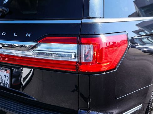 Used 2020 Lincoln Navigator L 2WD image 11
