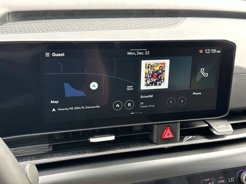 New 2026 Kia Carnival image 16