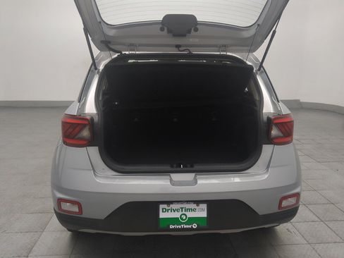 Used 2021 Hyundai Venue SE FWD image 29