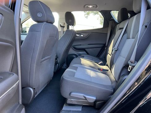 Used 2025 Chevrolet Blazer LT image 22