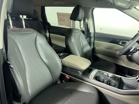 New 2026 Kia Carnival LXS image 31