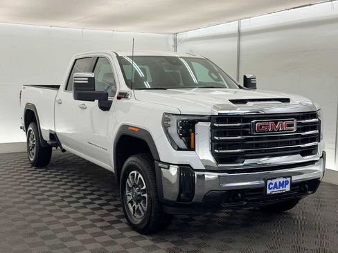 Used 2025 GMC Sierra 3500 SLT w/ X31 Off-Road Package image 8