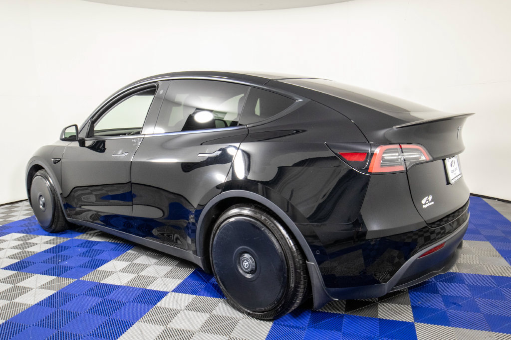 Used 2022 Tesla Model Y Performance AWD/4WD image 7
