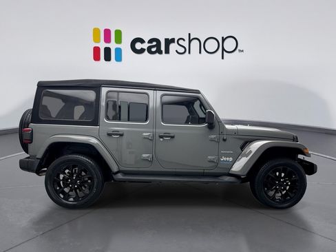 Used 2021 Jeep Wrangler Unlimited Sahara w/ Cold Weather Group AWD/4WD image 6