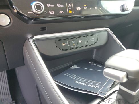 New 2026 Kia Carnival SX Prestige FWD image 22