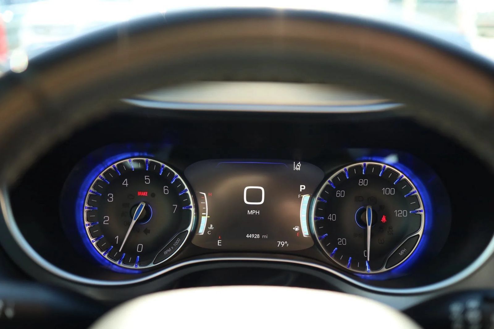Used 2019 Chrysler Pacifica Touring-L w/ Advanced Safetytec Group FWD image 23