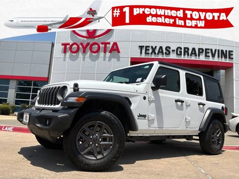 Used 2025 Jeep Wrangler Unlimited Sport AWD/4WD image 1