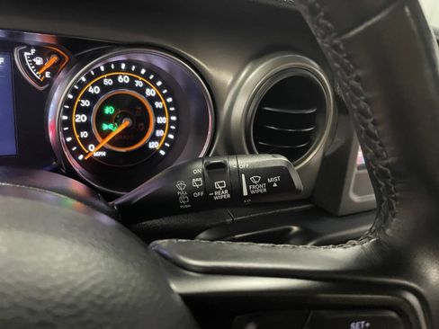 Used 2022 Jeep Wrangler Sport AWD/4WD image 25