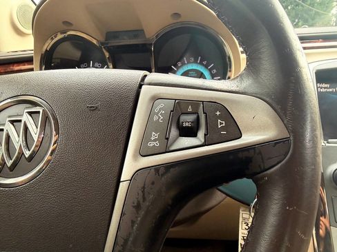 Used 2012 Buick LaCrosse Premium FWD image 22