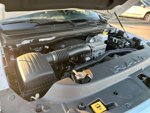 Used 2024 RAM 1500 Limited image 26
