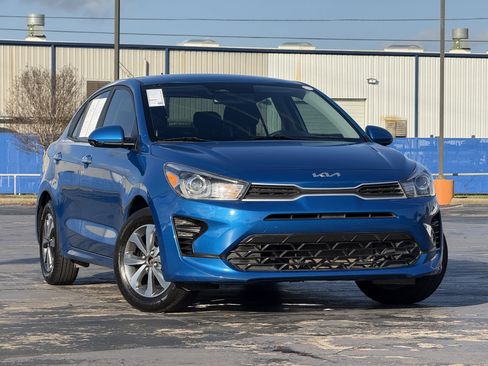 Used 2022 Kia Rio S w/ Technology Package image 3