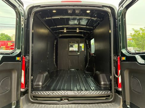 Used 2017 Ford Transit 150 148 Medium Roof RWD image 22