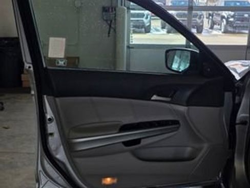 Used 2009 Honda Accord EX-L image 11