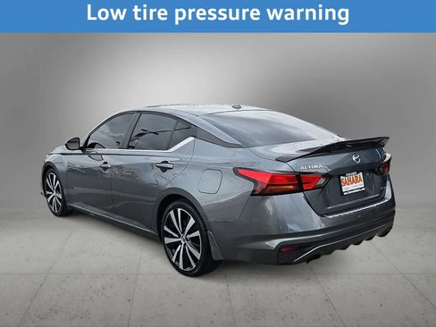 Used 2019 Nissan Altima 2.0 SR image 8