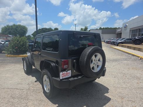 Used 2017 Jeep Wrangler Sport w/ Quick Order Package 24S AWD/4WD image 7