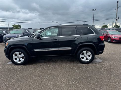 Used 2012 Jeep Grand Cherokee Laredo AWD/4WD image 3