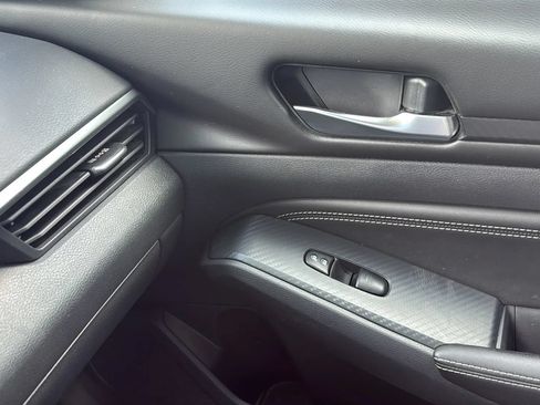 Used 2020 Nissan Altima 2.5 S FWD image 42