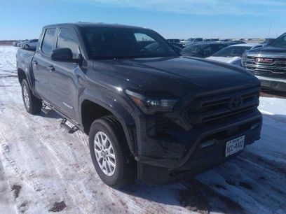 Used 2025 Toyota Tacoma SR5