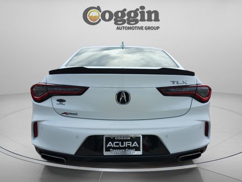 Used 2022 Acura TLX w/ A-SPEC Pkg image 4