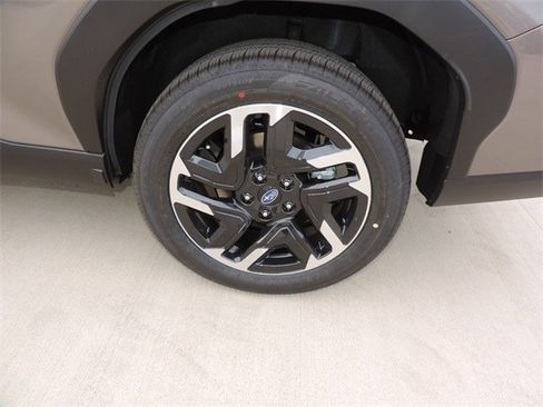 New 2025 Subaru Forester Limited image 9