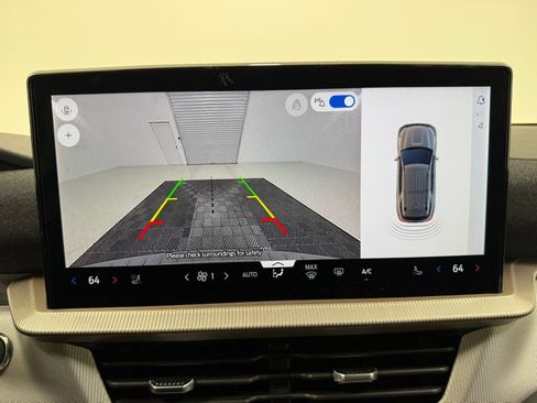 New 2026 Ford Explorer Active w/ Active Comfort Package image 17