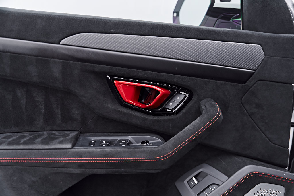 Used 2023 Lamborghini Urus Performante AWD/4WD image 49