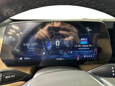 Used 2025 Chevrolet Equinox ACTIV w/ Safety and Technology Package image 17