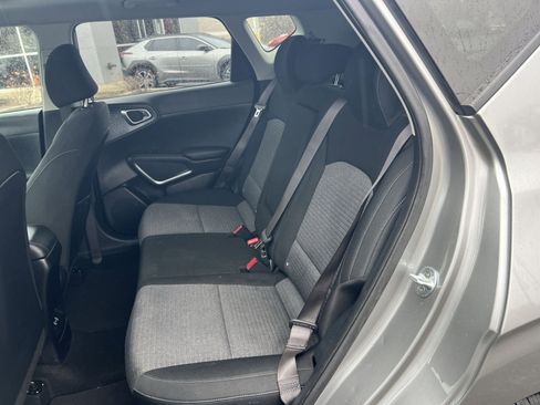 Used 2023 Kia Soul EX image 25